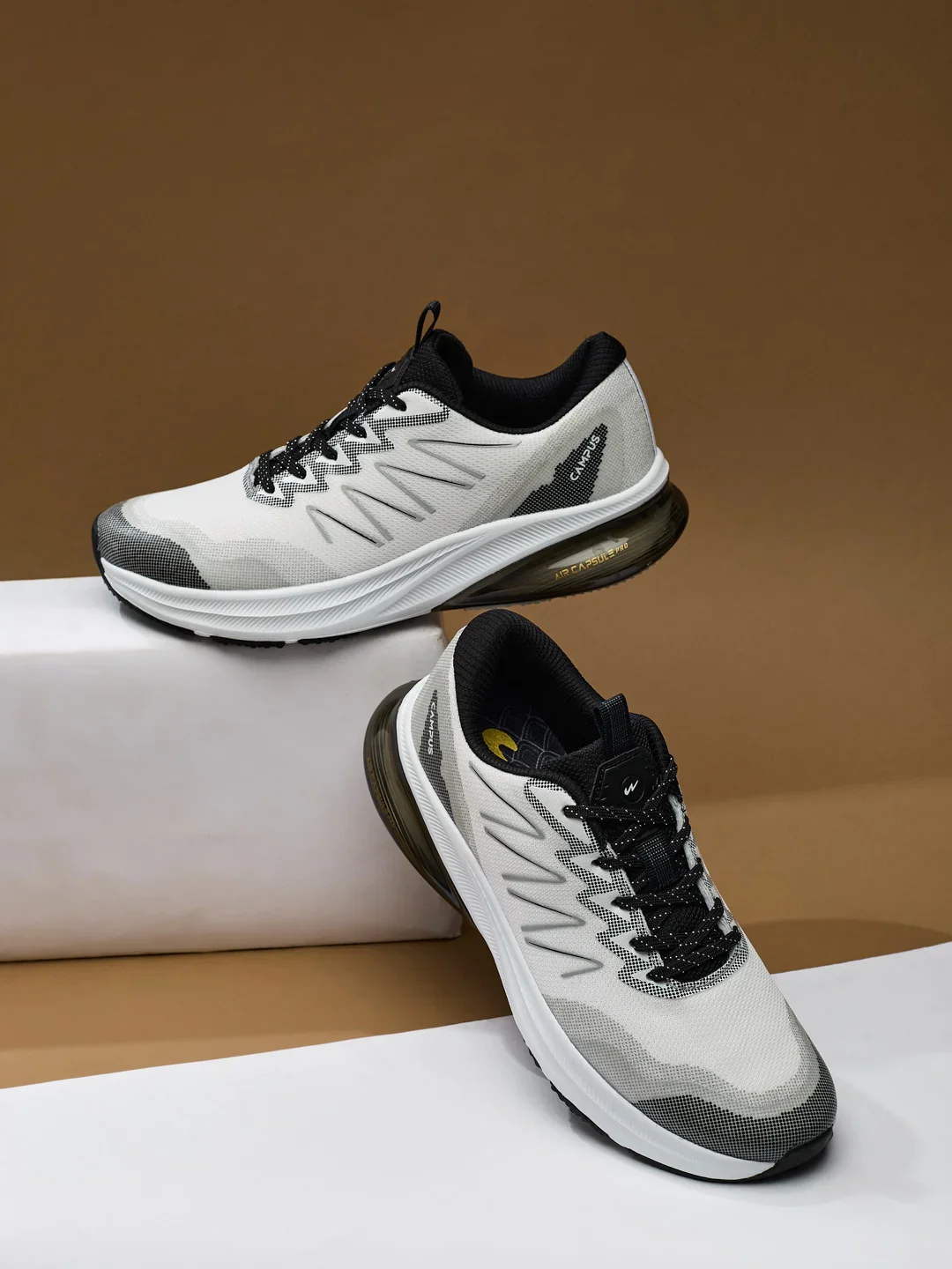BEGIN White Men's Running Shoes