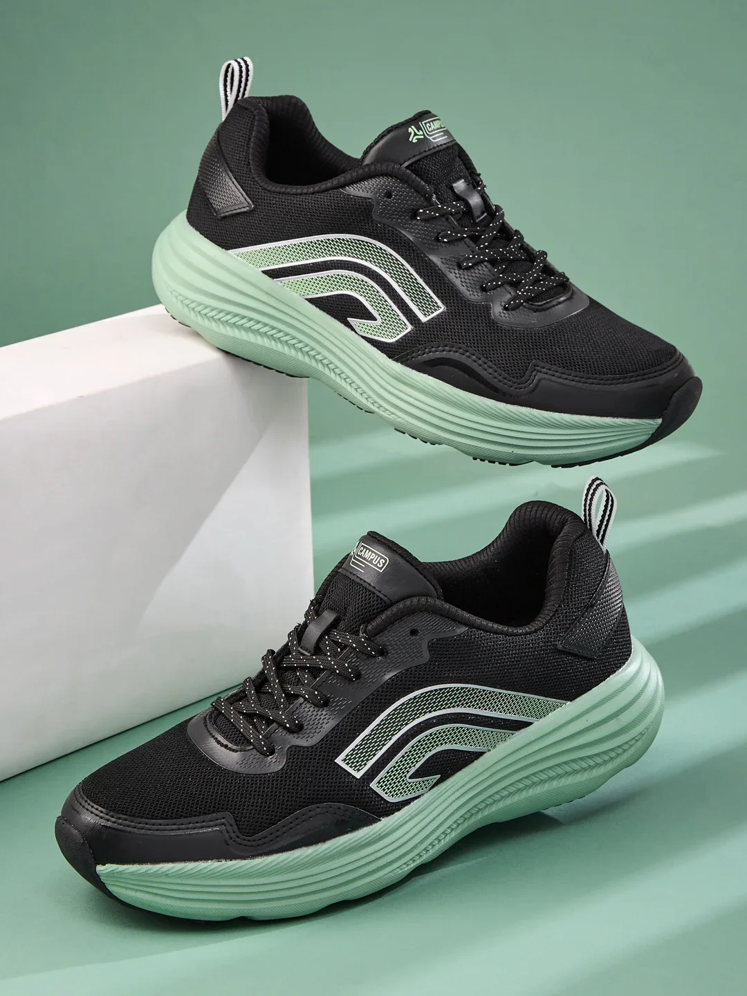 DIRECT Black Men's Running Shoes