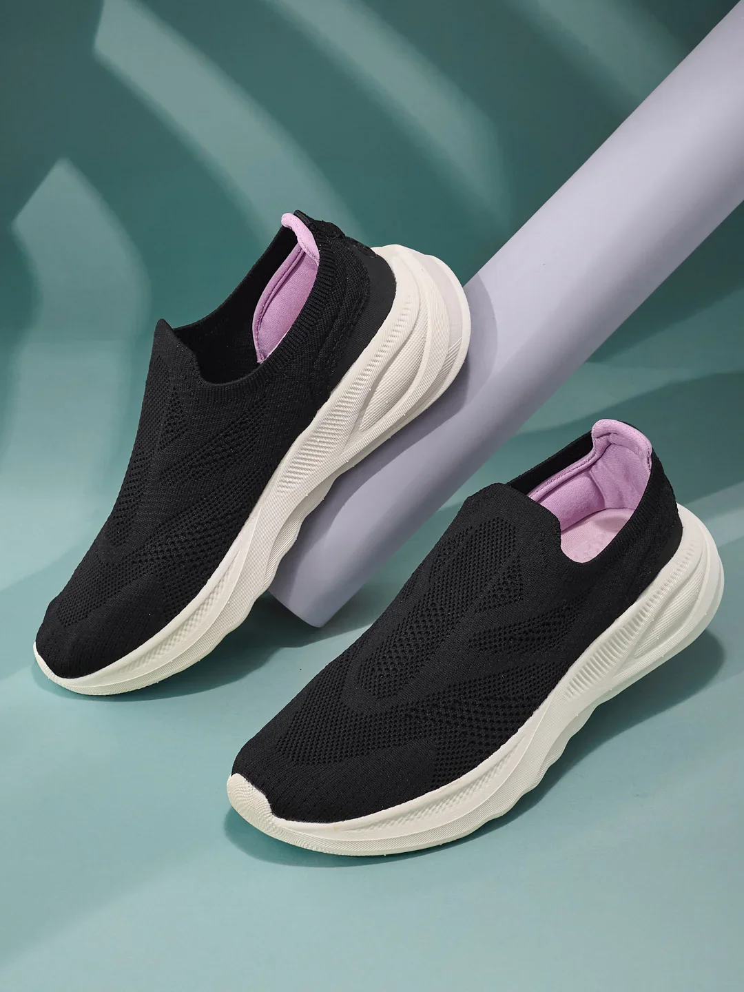 FABY Black Women's Walking Shoes