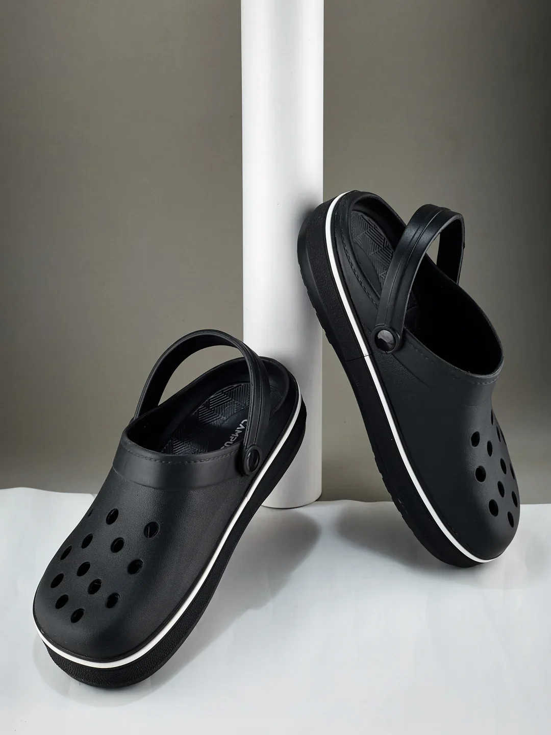 GC-4026 Black Men's Clogs - Image 7