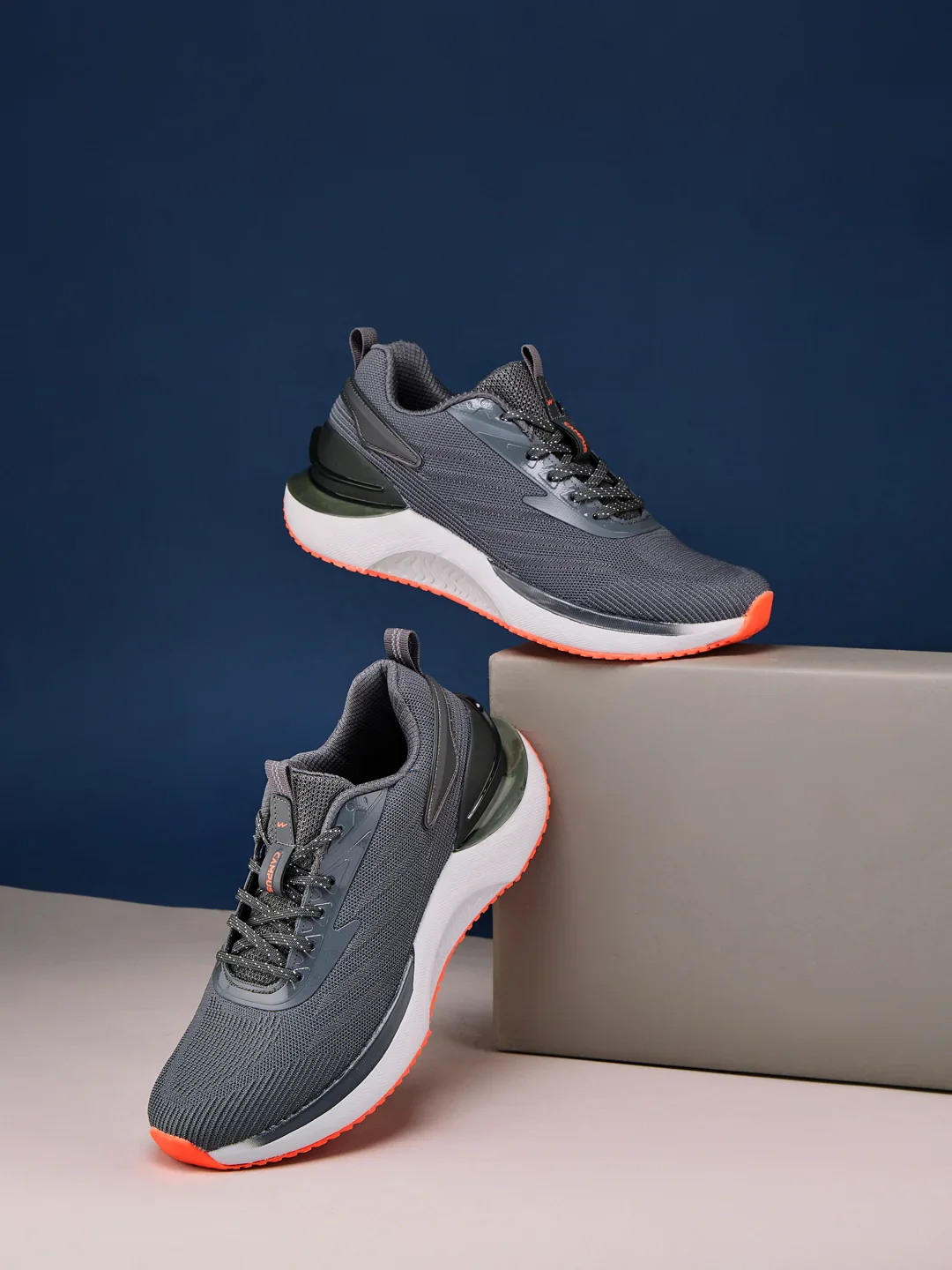 GLOAM Grey Men's Running Shoes