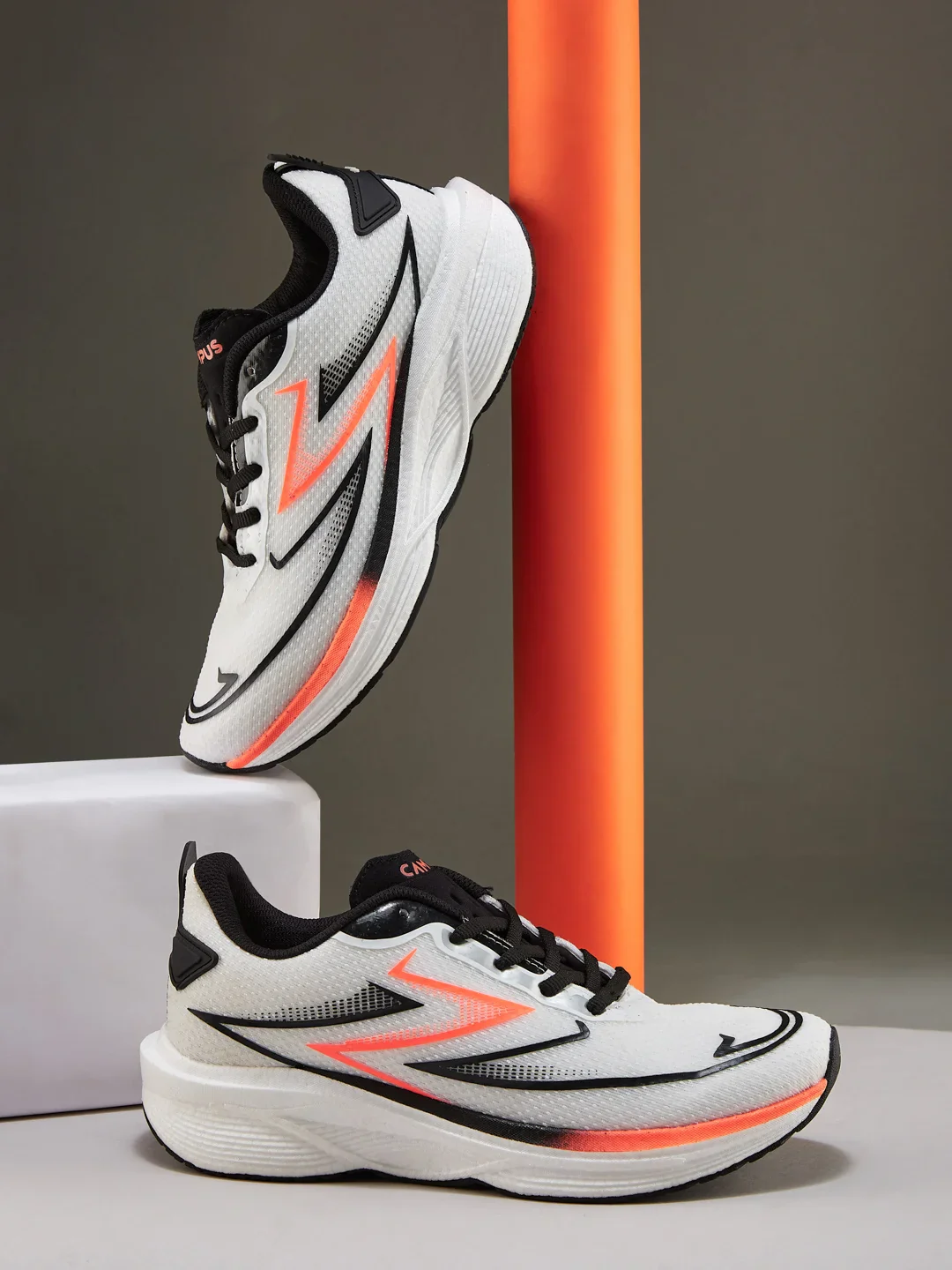 GREG PRO White Men's Running Shoes