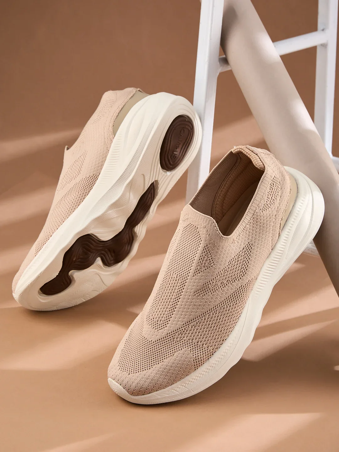 JETRA Beige Men's Walking Shoes