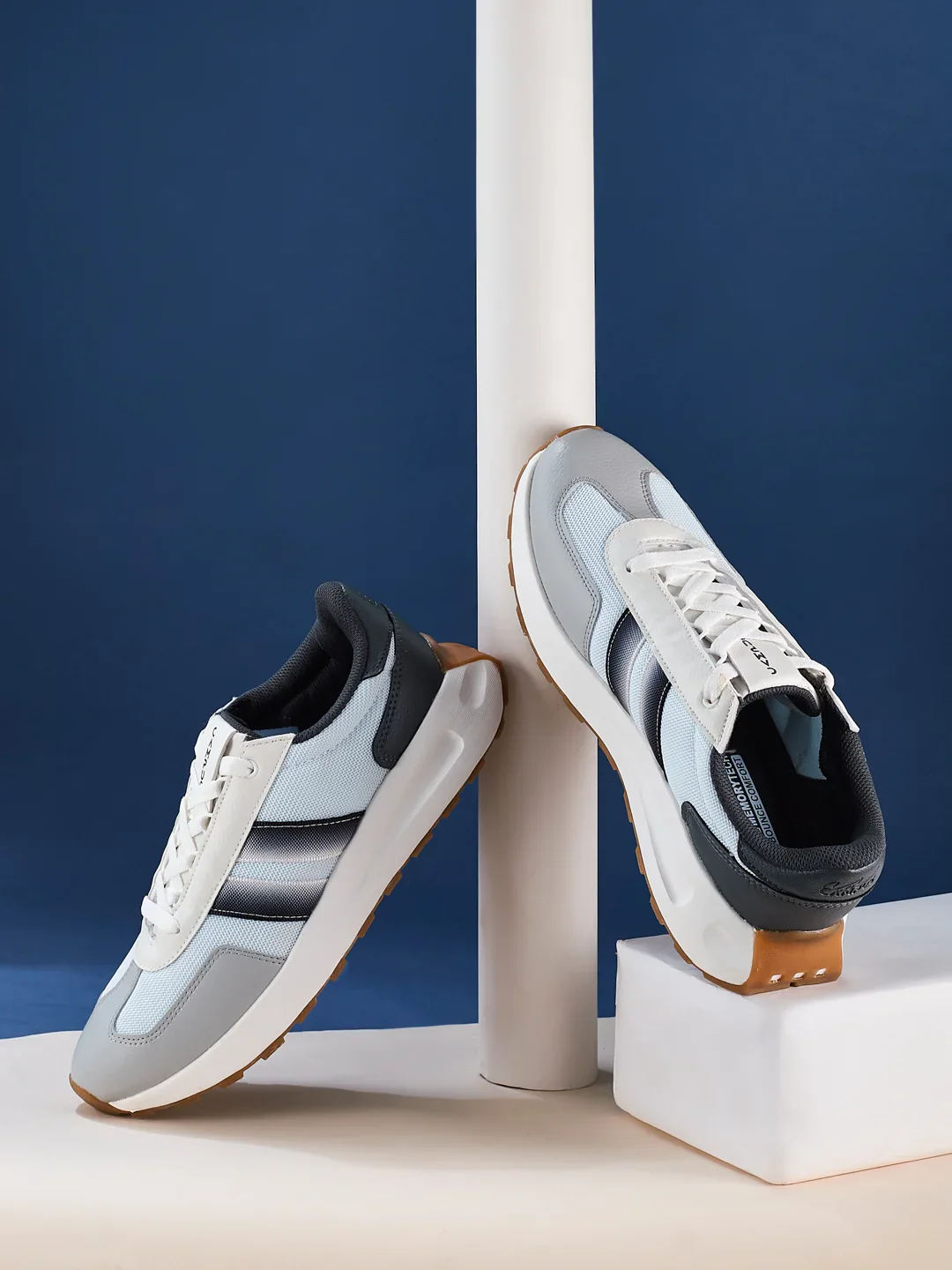 MASK White Men's Running Shoes