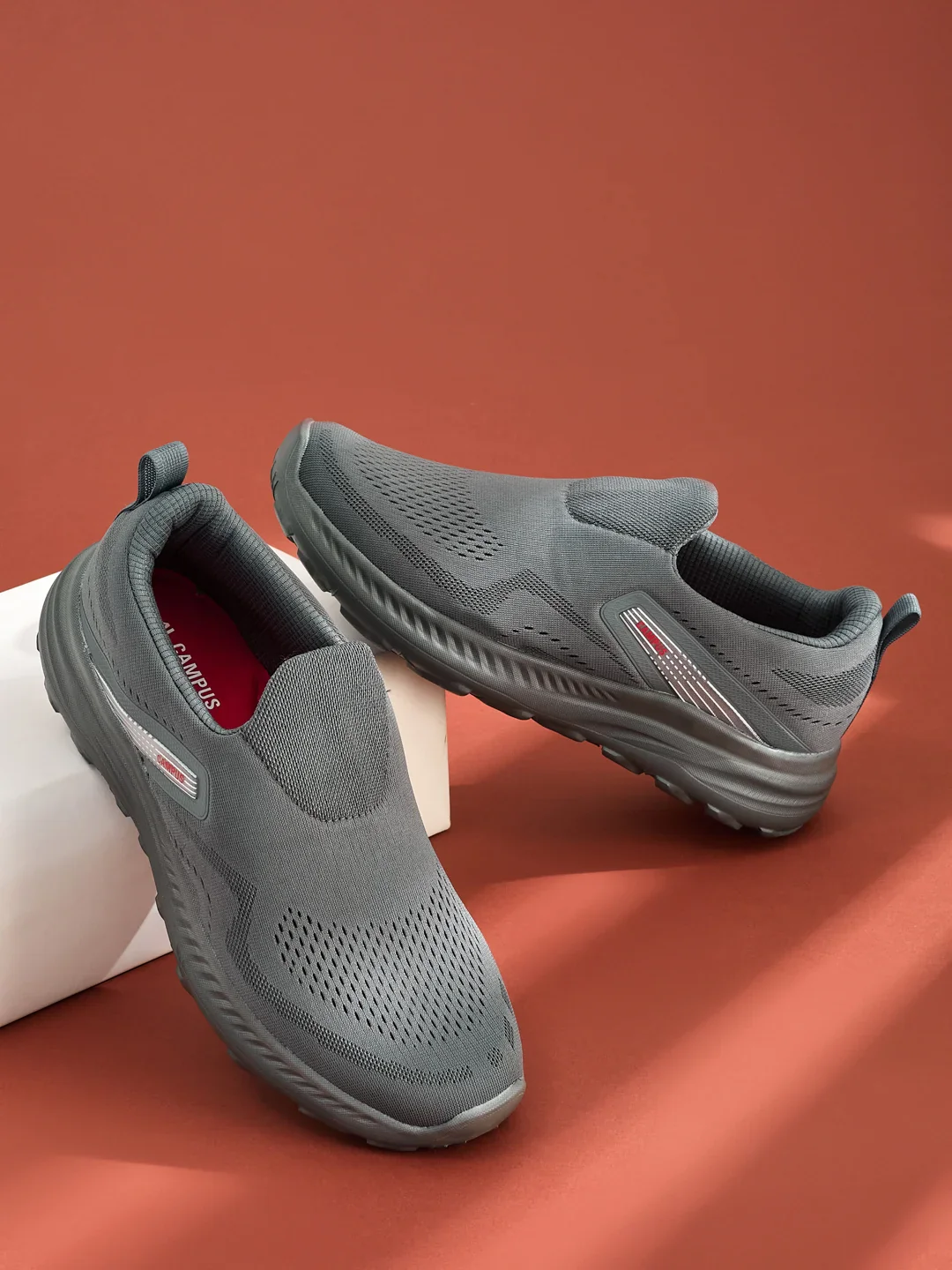 MIBRO Grey Men's Walking Shoes