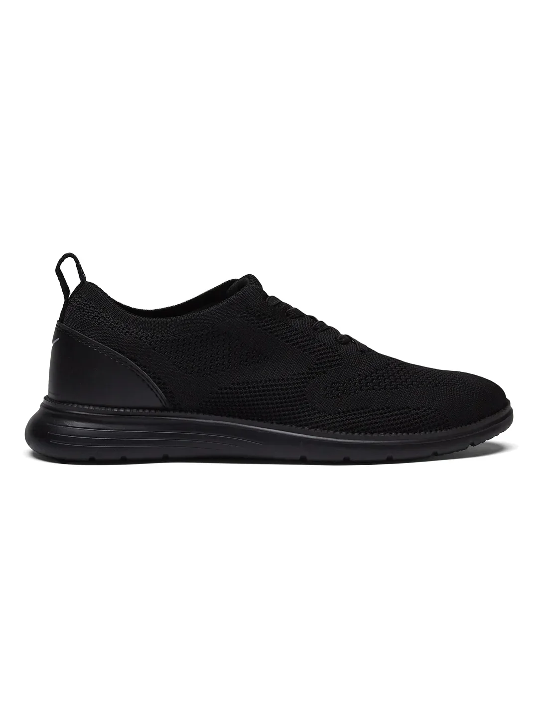 PLUNGE Black Men's Walking Shoes