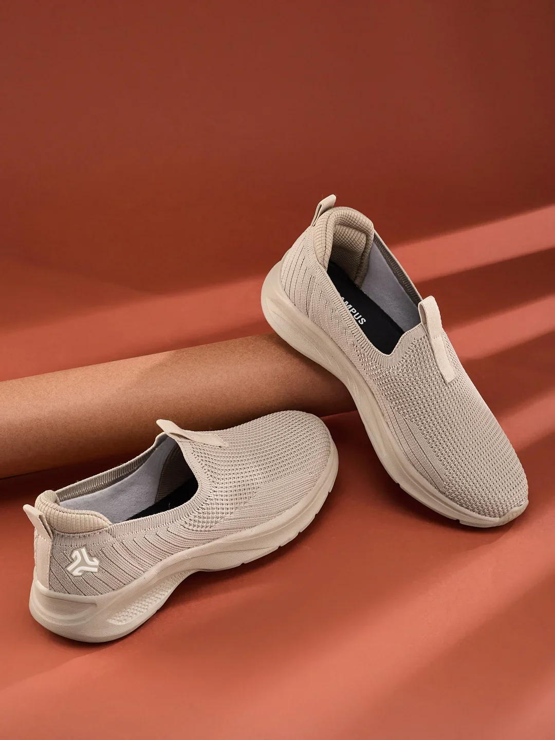 PLUZZ Beige Women's Walking Shoes