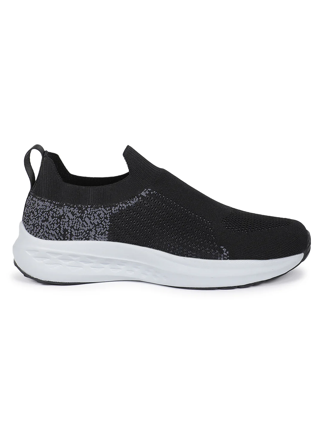 WANDER Black Women's Walking Shoes